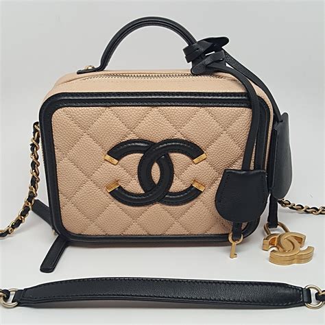 chanel filigree vanity case|chanel vanity bag 2021.